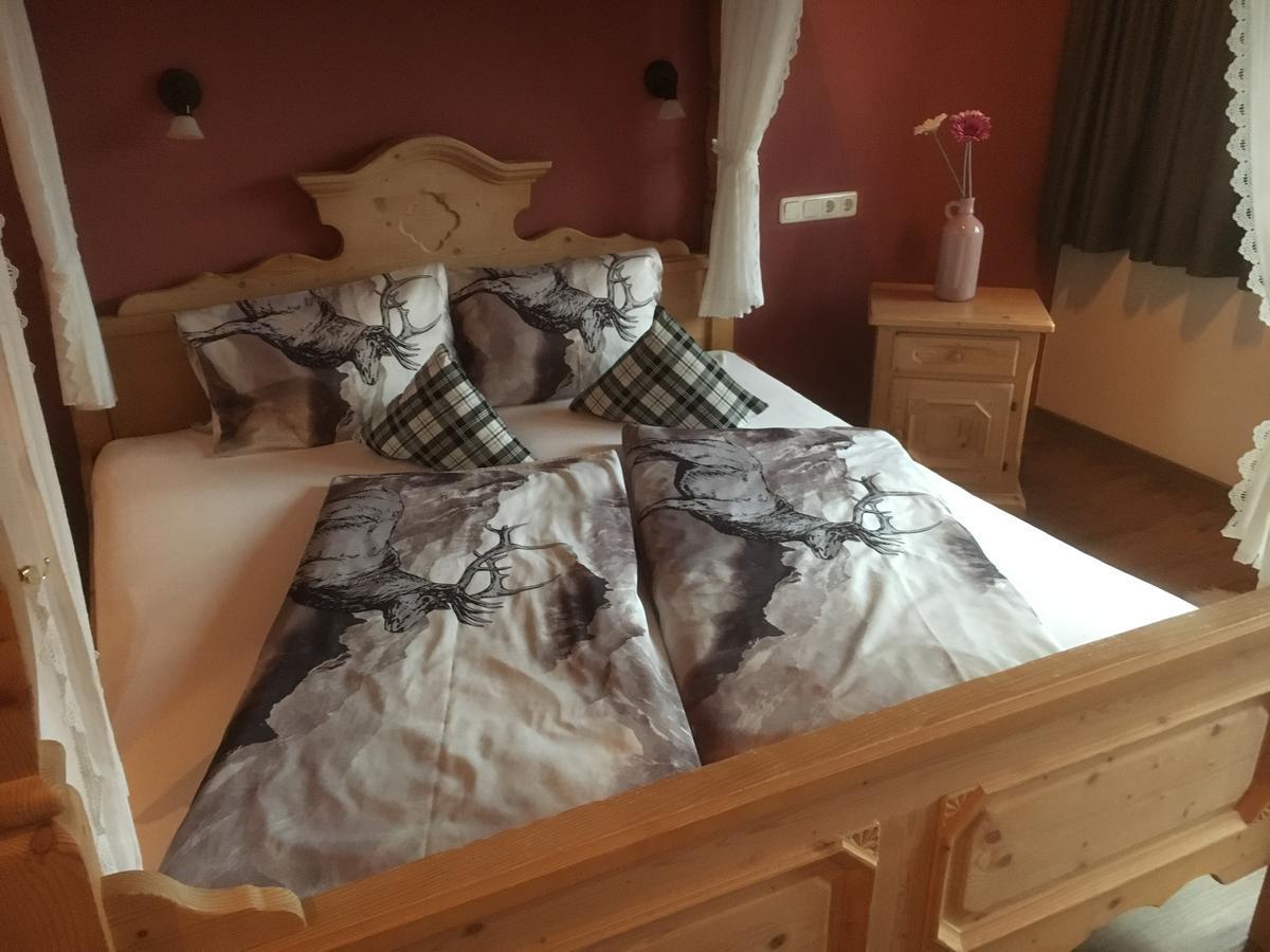 Hotel Zum Urviech -Erwachsenenhotel- (Adults Only) แอห์วัลด์ ภายนอก รูปภาพ