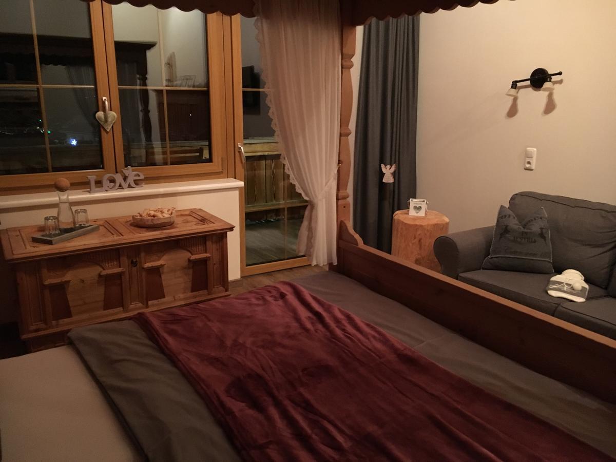 Hotel Zum Urviech -Erwachsenenhotel- (Adults Only) แอห์วัลด์ ภายนอก รูปภาพ
